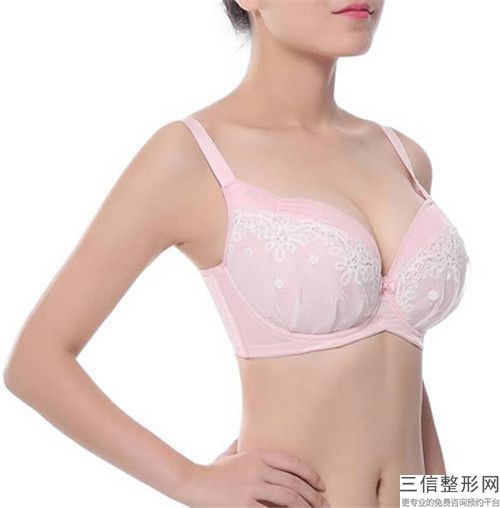 徐州市隆胸假体275cc的医生哪个医生比较好(蒋永强医生神位非常好)